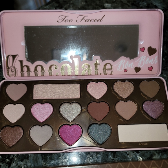 Brand New Too faced Chocolate Bon Bon Palette - Picture 2 of 4